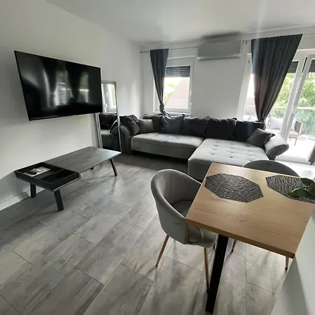 Bala-home & Pool Appartement