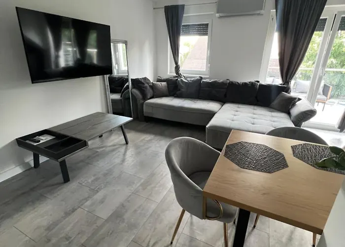 Bala-home & Pool Apartamento
